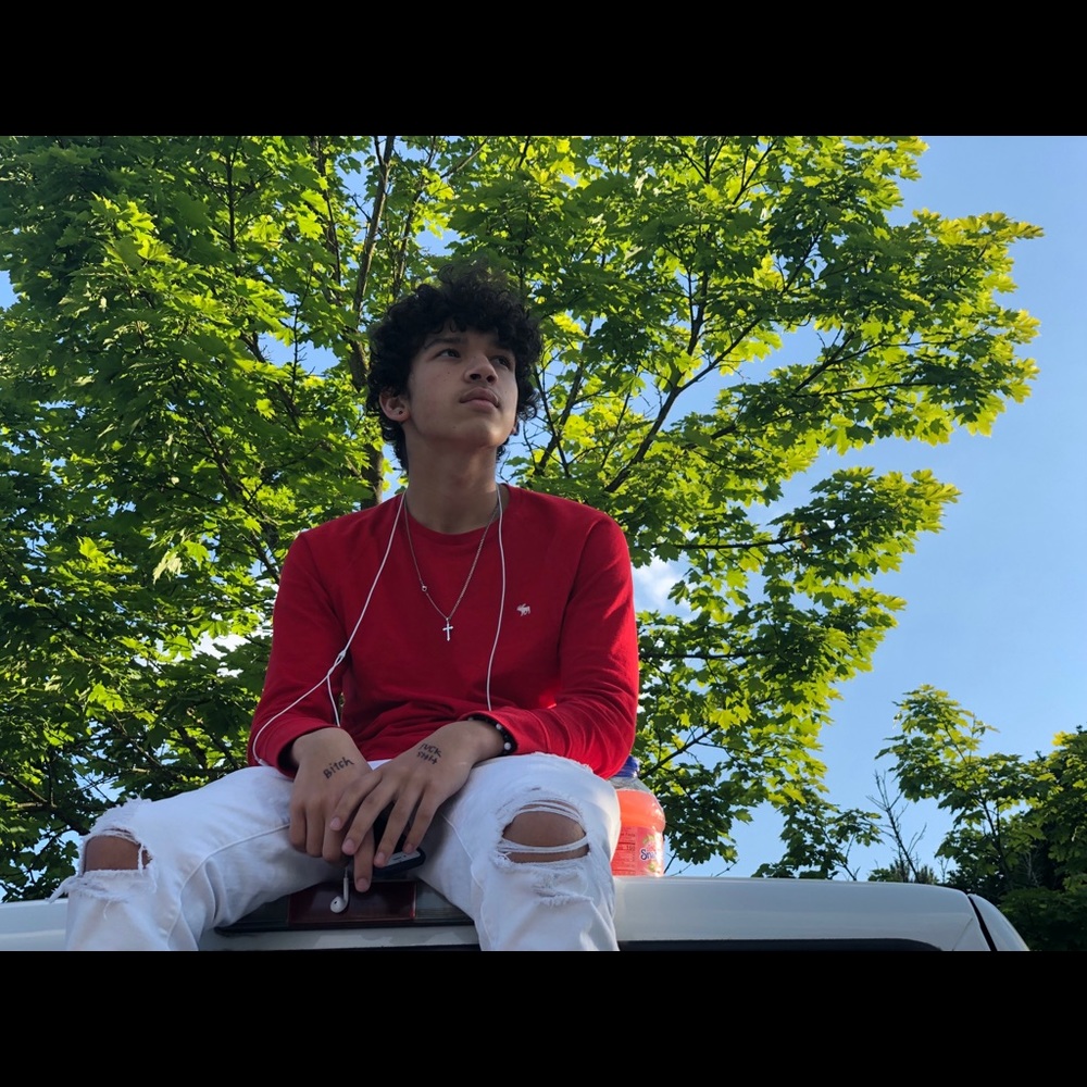 Meet your Posher, Elijah